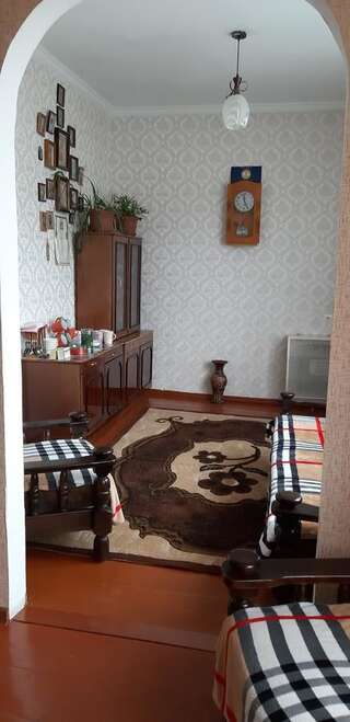 Гостевой дом Nikoloz Guesthouse Степанцминда-1
