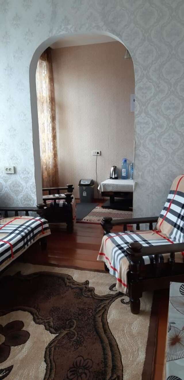 Гостевой дом Nikoloz Guesthouse Степанцминда-5
